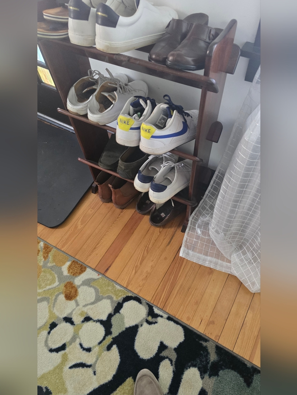 Nike White Leather Low-Top Sneakers with Blue Swoosh